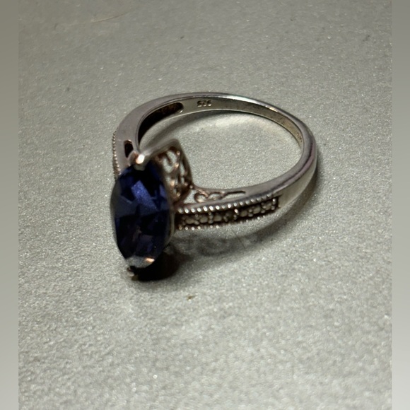 Statement Ring 💍 - Picture 2 of 5